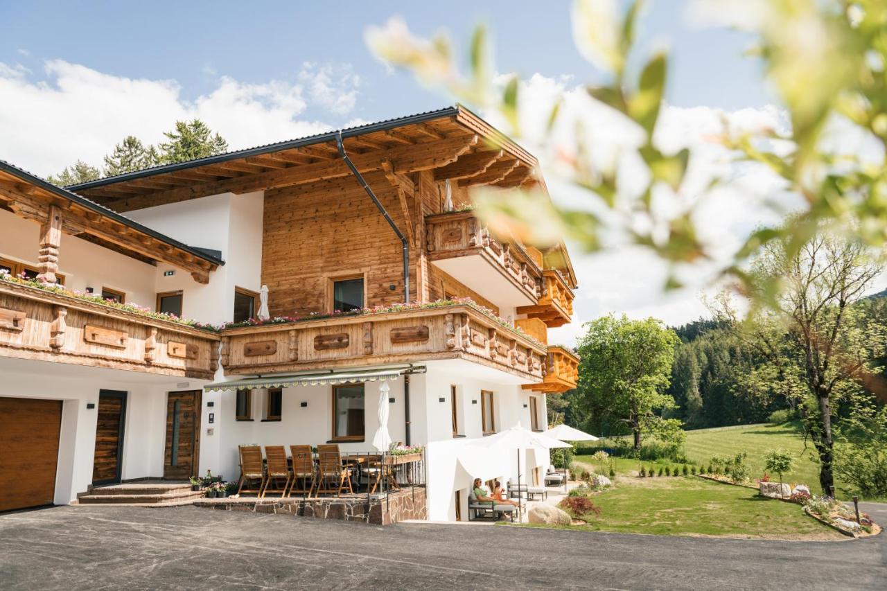 Edenhauserhof Neu Gotzens エクステリア 写真