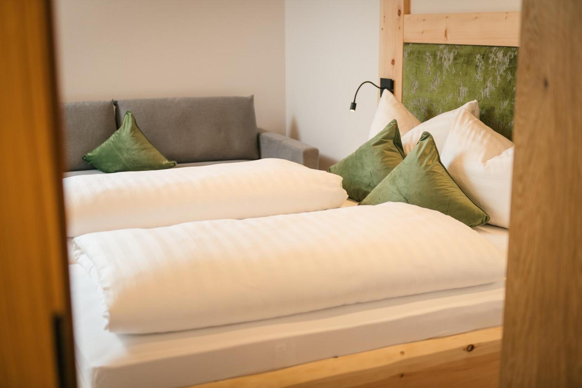 Edenhauserhof Neu Gotzens エクステリア 写真